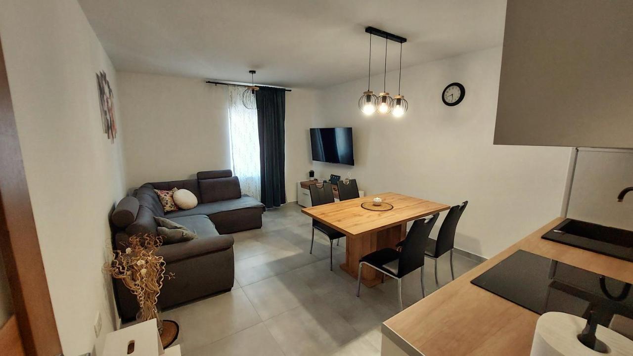 Apartman Zengg Kültér fotó
